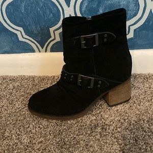 Bearpaw black ankle booties